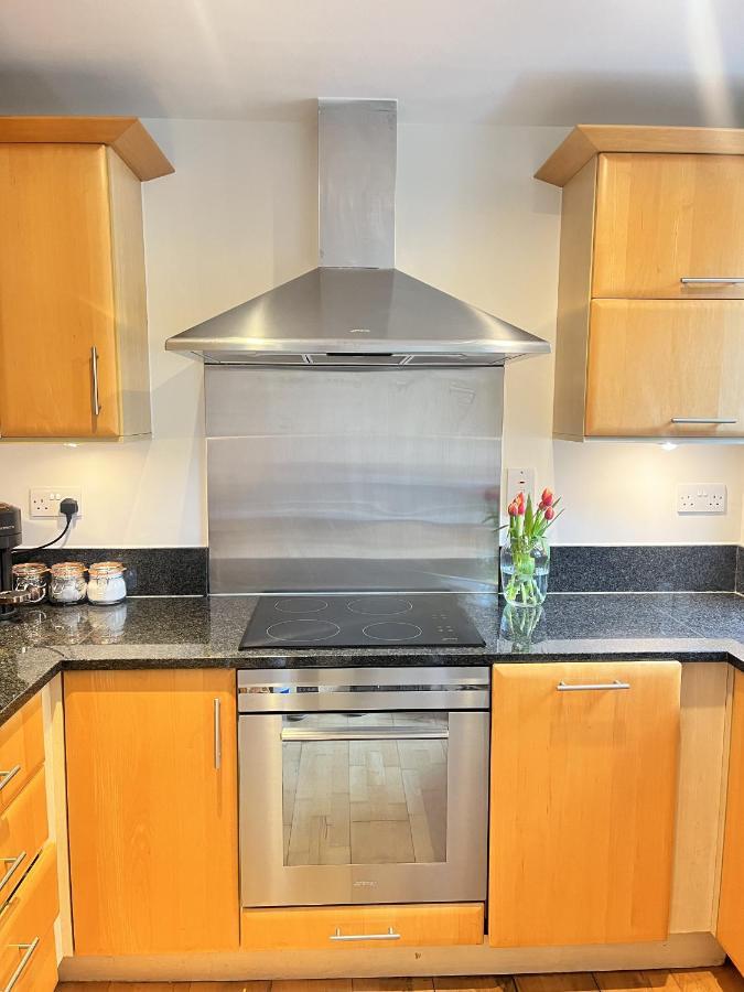 Spacious Mews Apartment, Clapham Apartamento *